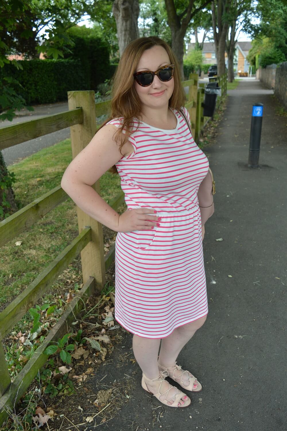 boden pink and white dress