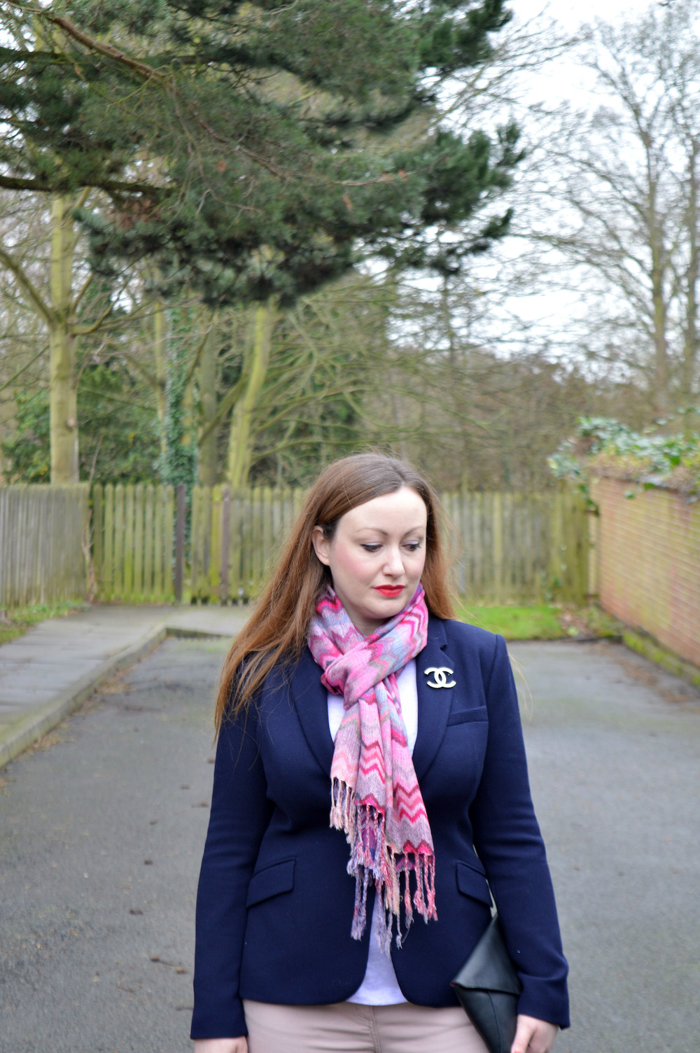 Pink Jeans And Navy Blazer Outfit – JacquardFlower