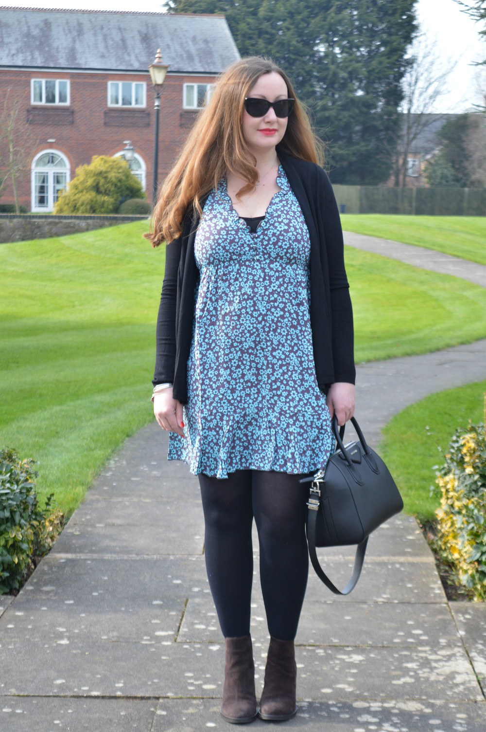 Daytime outfit ideas for mums