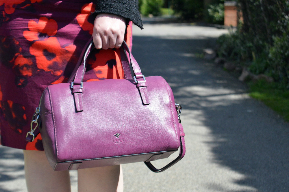 Purple handbag outfit