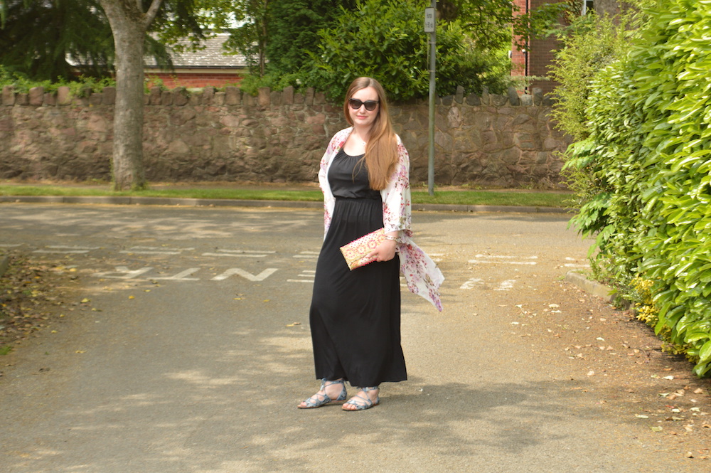 EAST MAXI DRESS OUTFIT