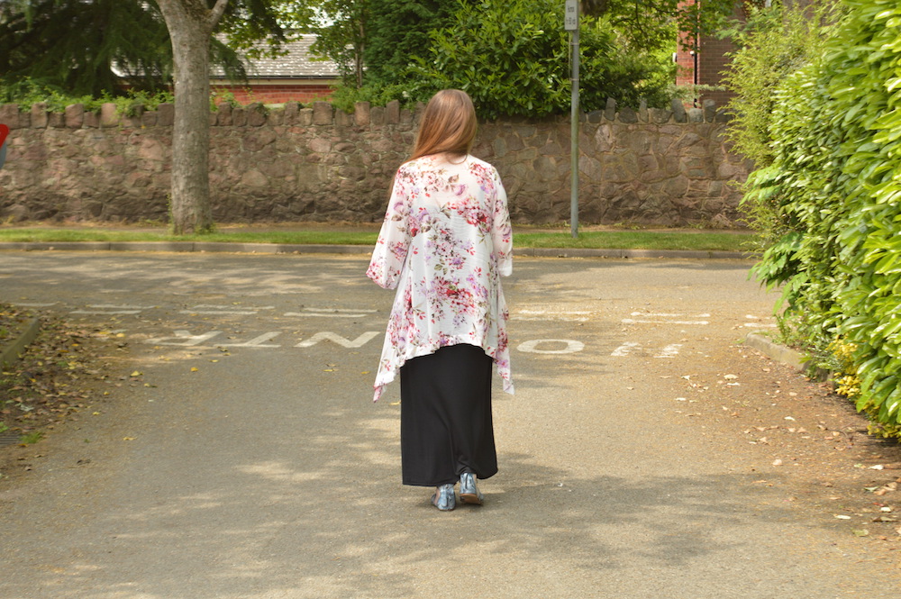 Pretty floral kimono outfit