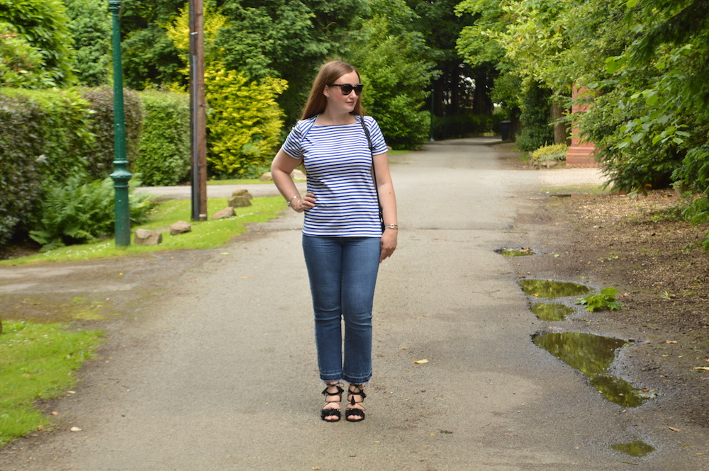 Petit Bateau Striped T-Shirt And Cropped Jeans Outfit – JacquardFlower