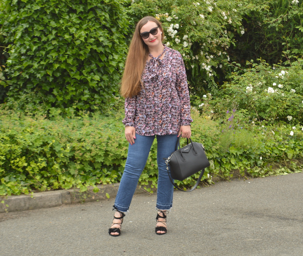 Esprit Jeans and floral top Outfit