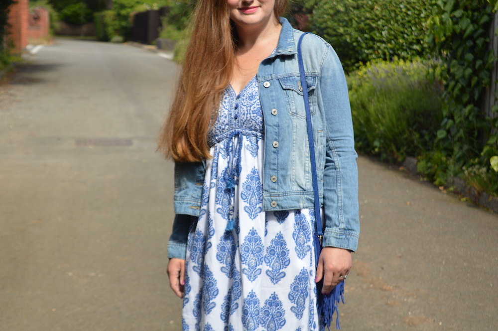 Summer dress and denim jacket outfit