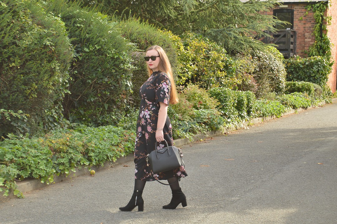 Stylish Midi dress outfit