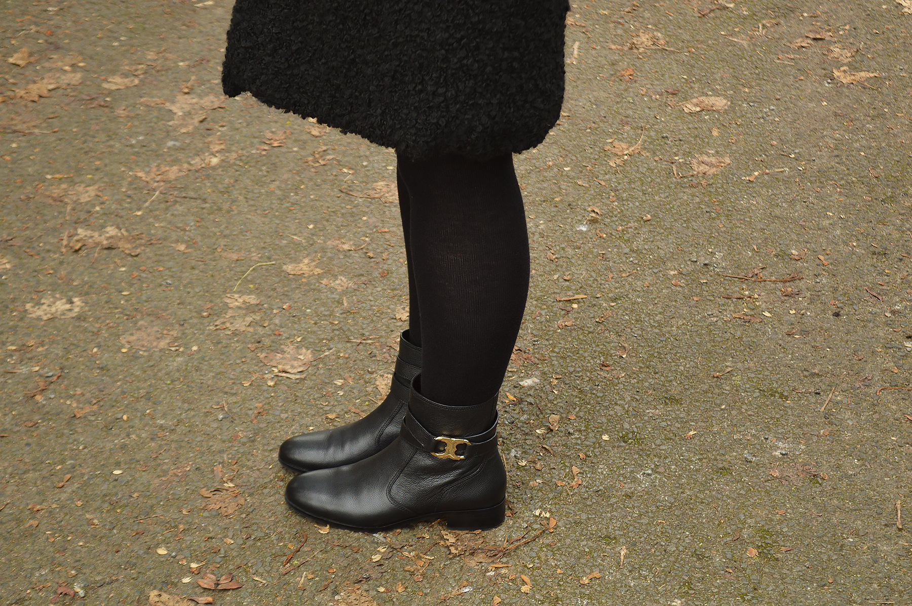 Tory burch on sale flat booties