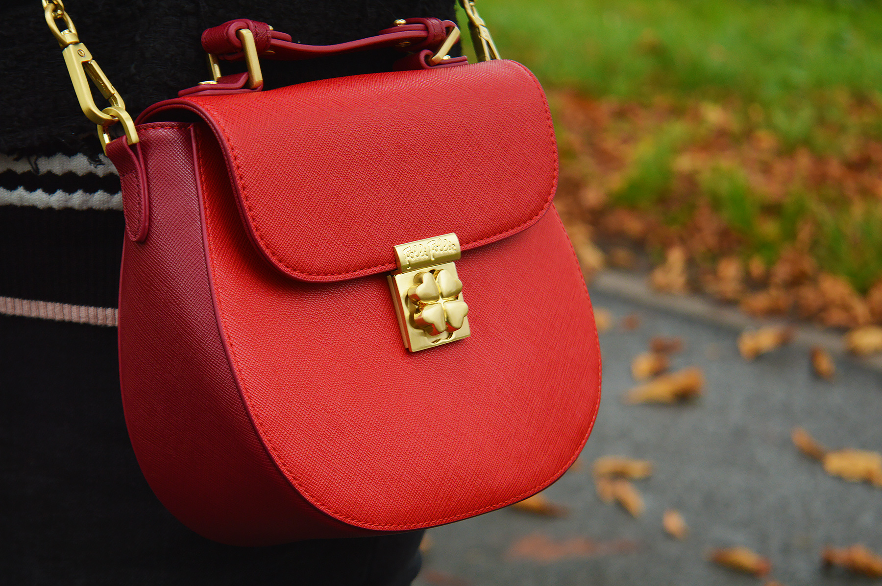 Folli follie crossbody bag hotsell