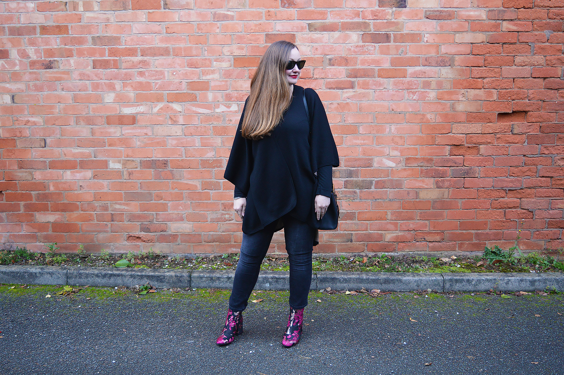 Autumn Black Poncho And embroidered outfit
