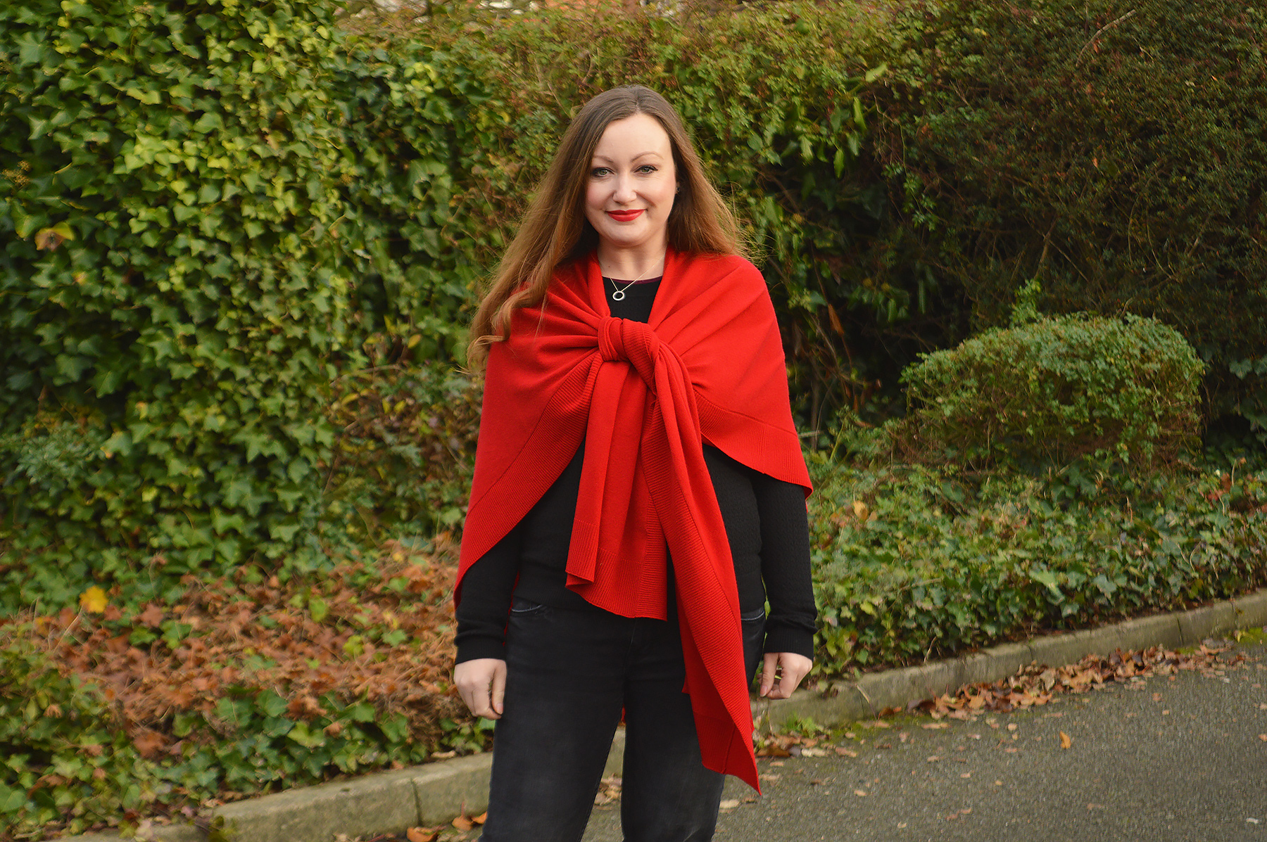 Red Cashmere and merino wiool poncho