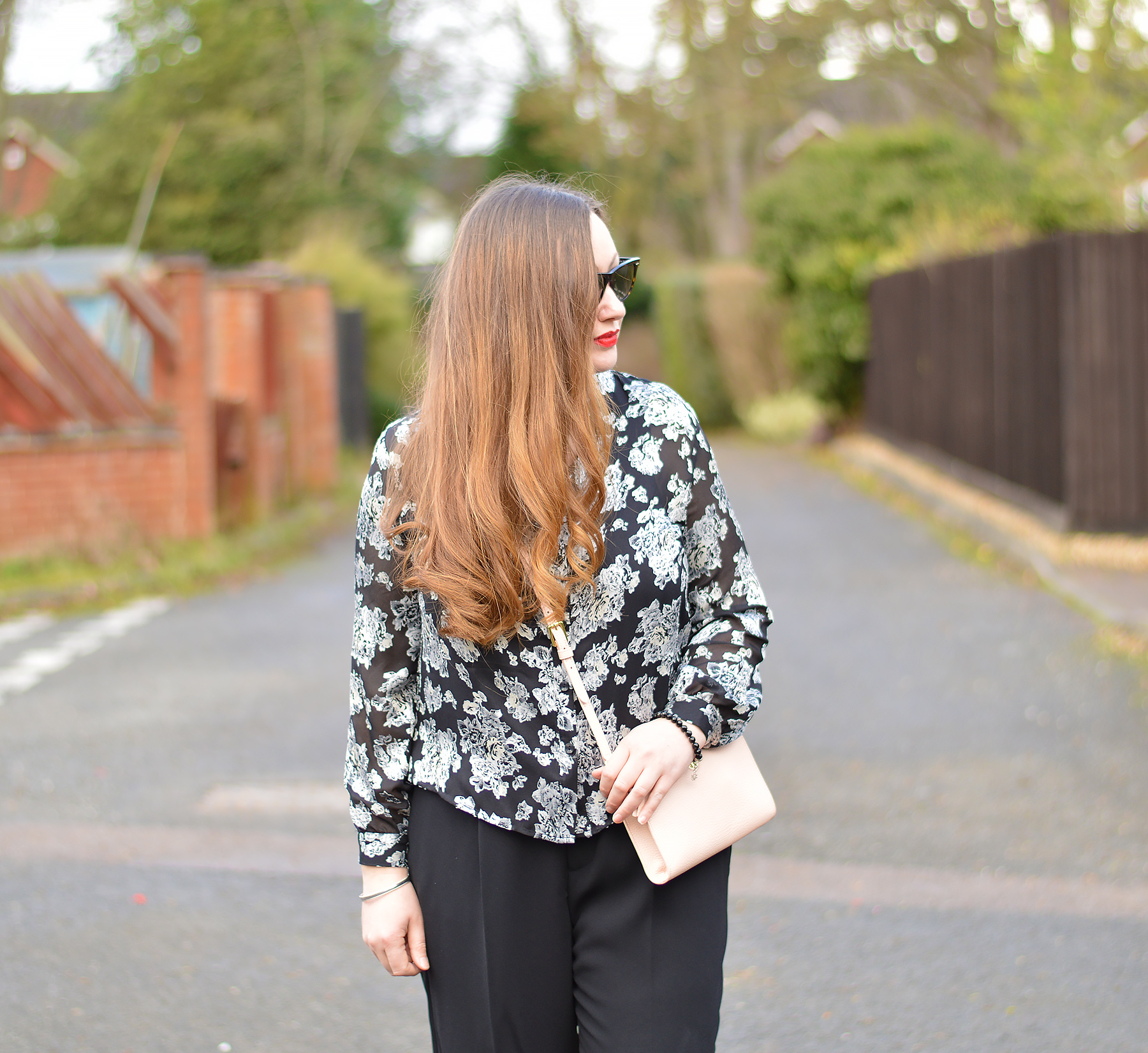 Black and white floral shirt outfit