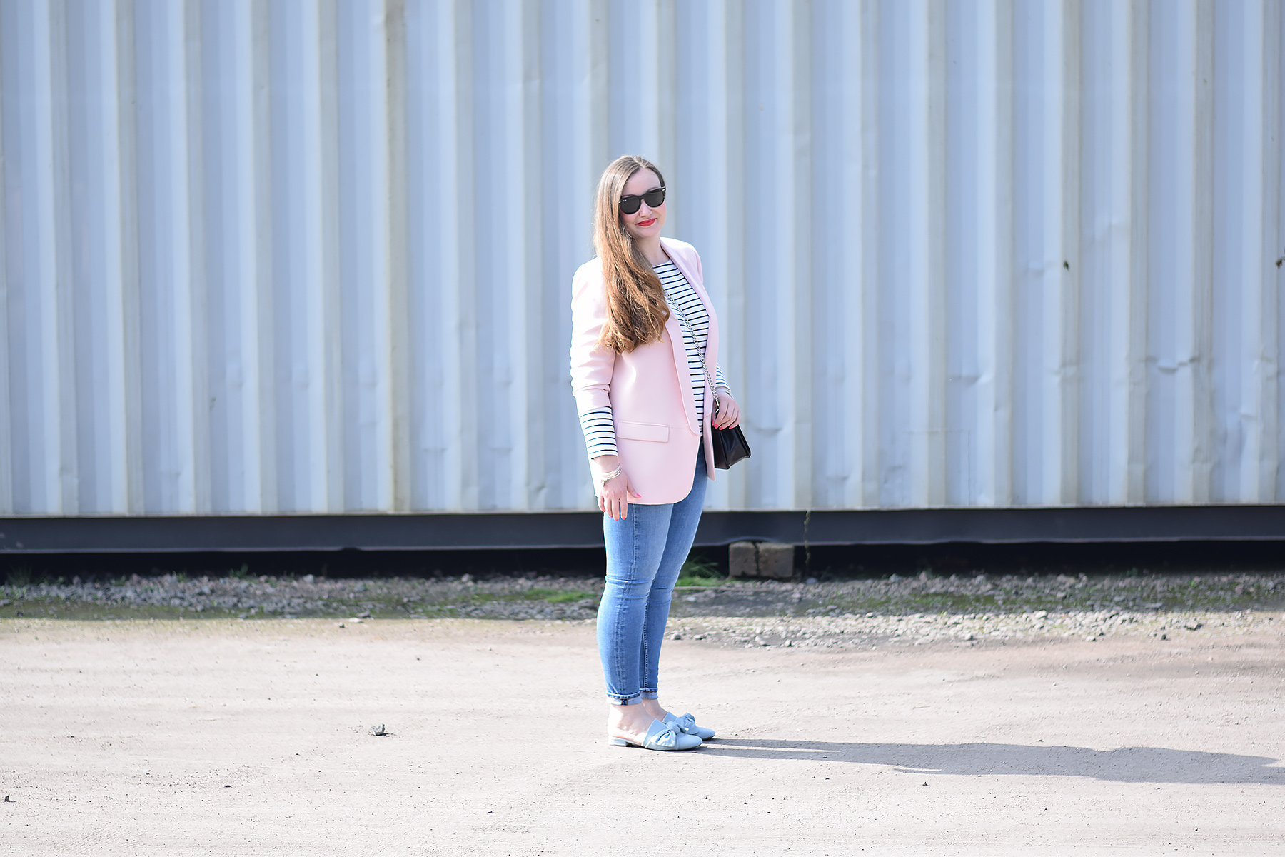 how to style a pastel pink blazer
