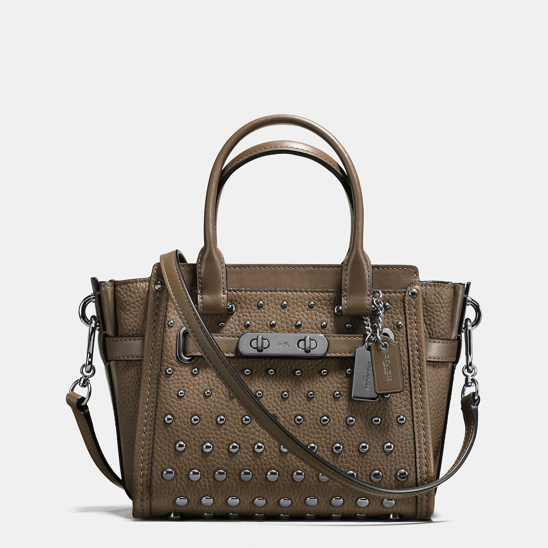 Coach Swagger 21 in pebbled leather with ombre rivets