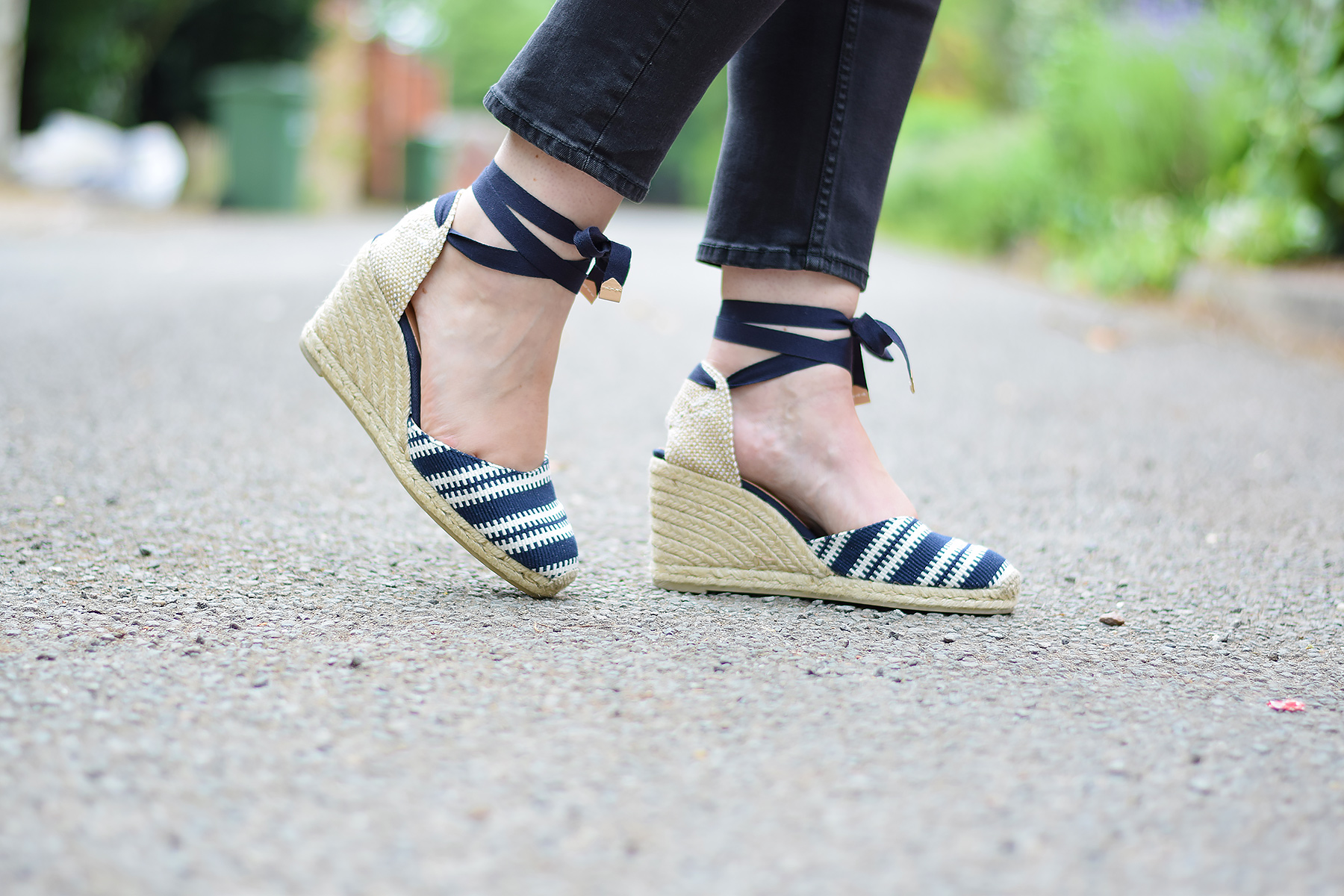 Castaner Carina Navy and white woven wedge espadrilles