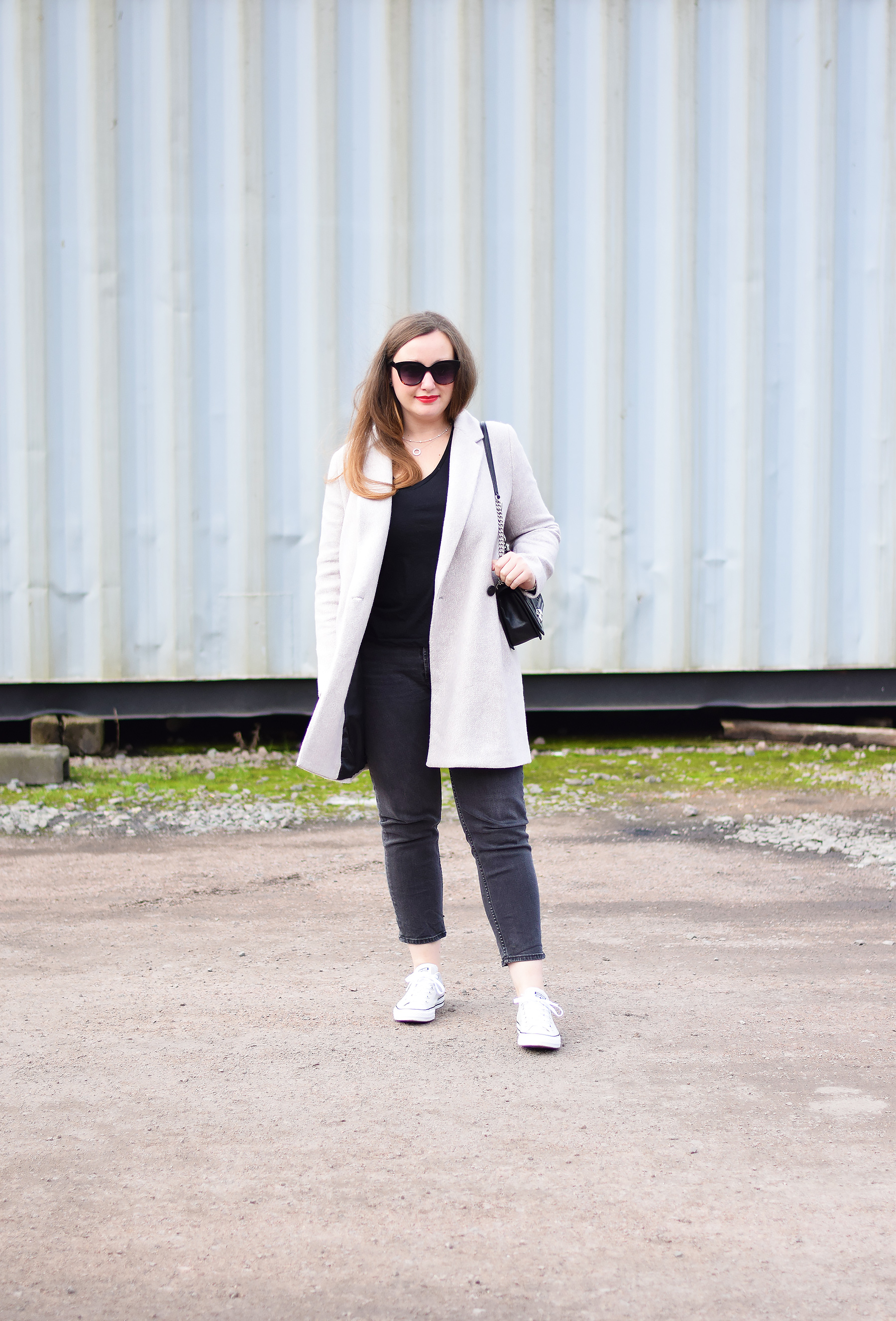 Black and light grey outfit ideas