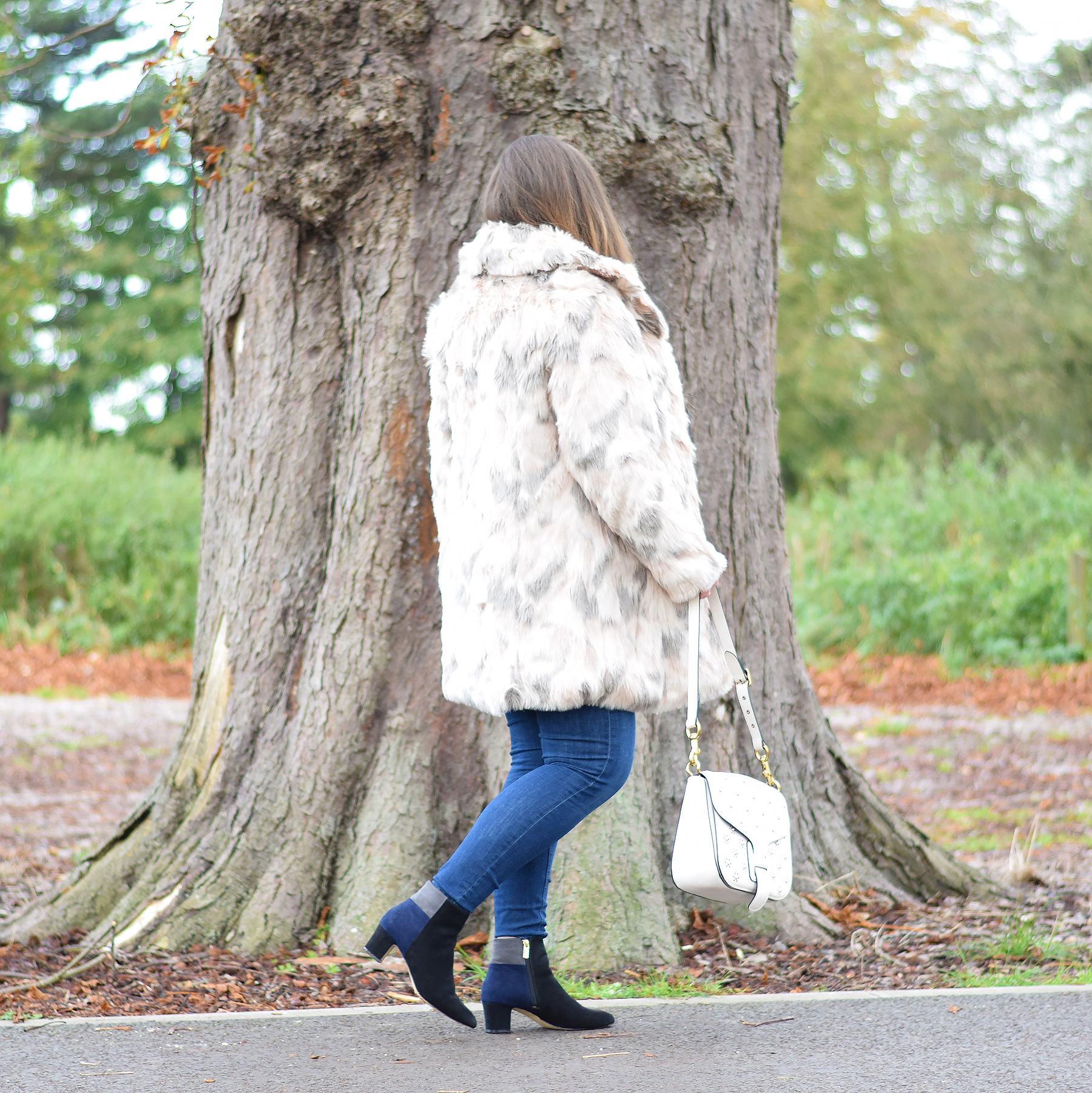 UK fashion blogger - Faux fur coat