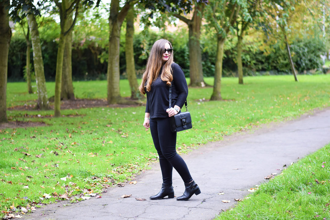 Black boden top with zara jeans and rebecca mink off hook up bag