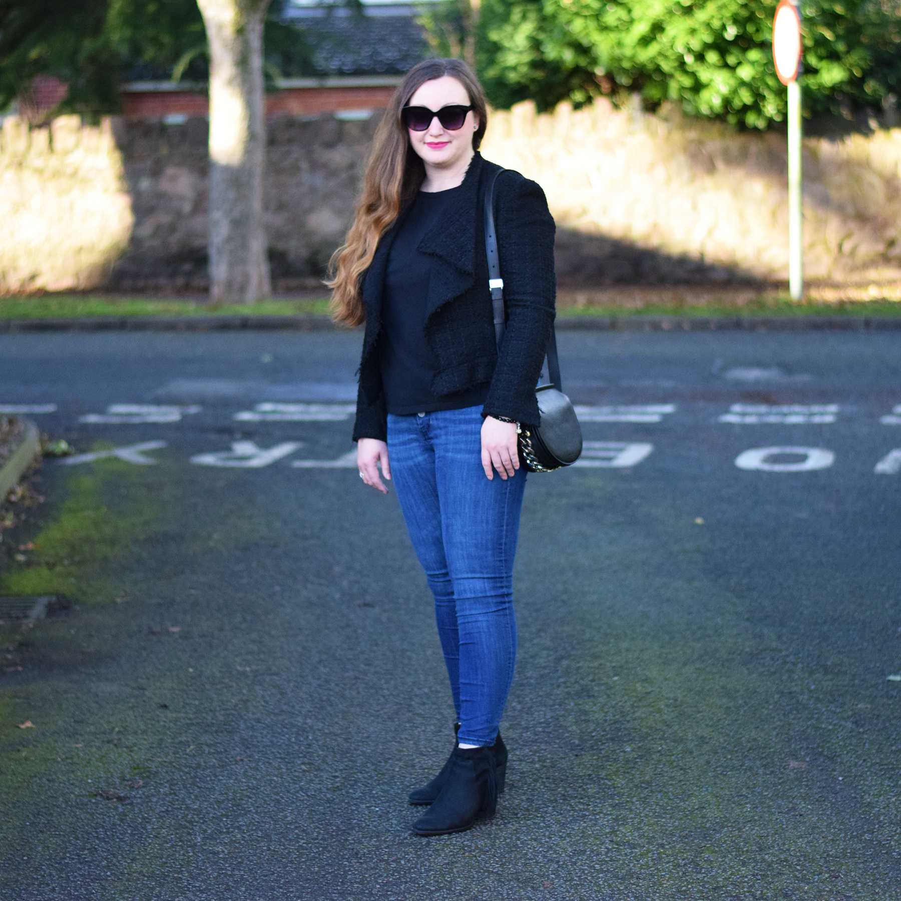 Black And Denim Outfit – JacquardFlower