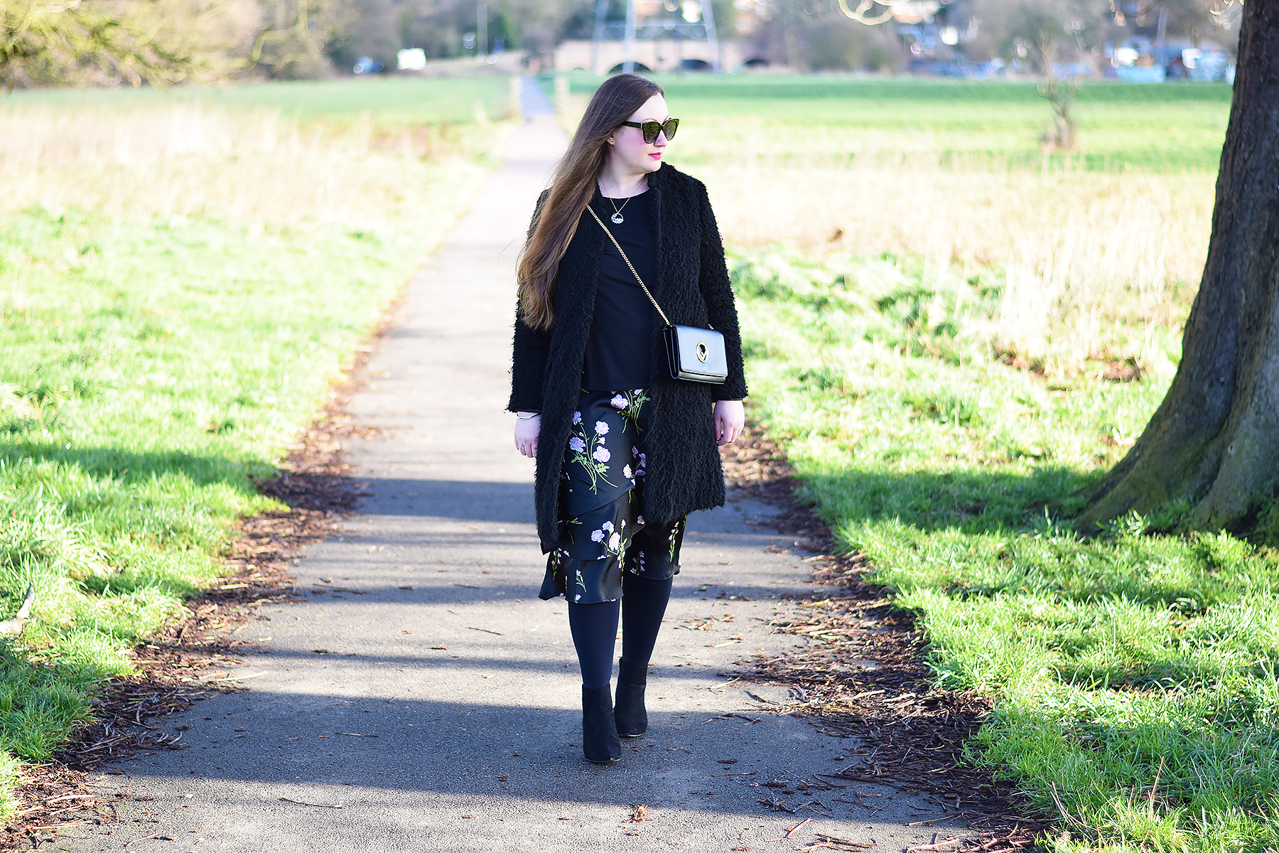 Tips on wearing florals in the winter
