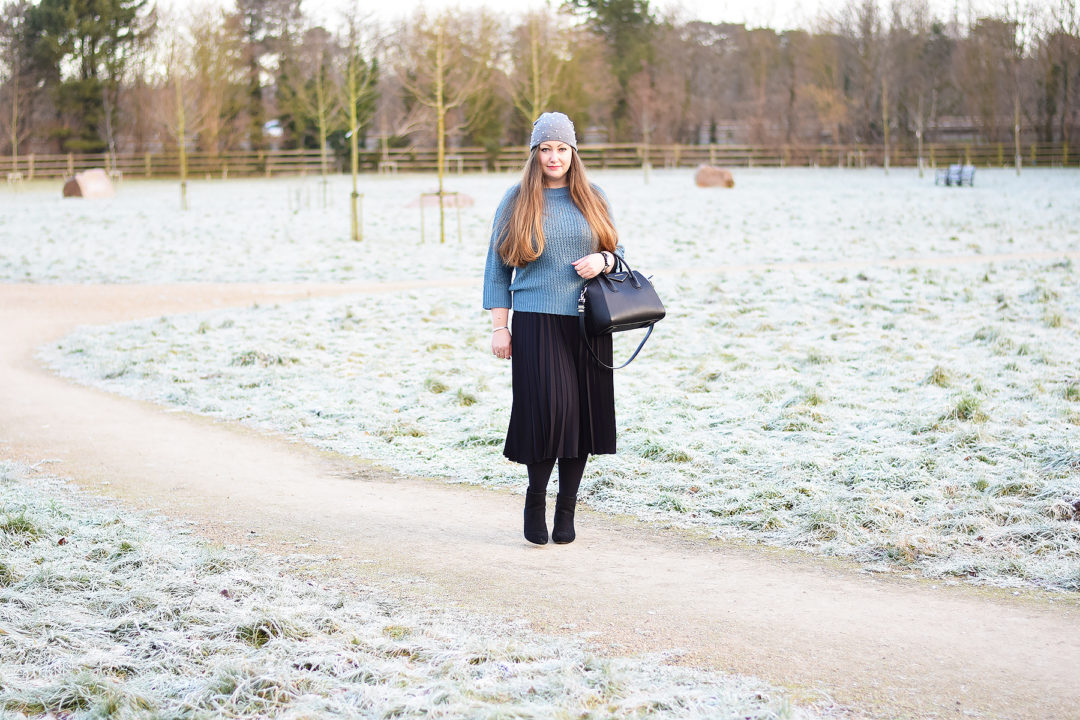 Cozy Chic Blue jumper outfit