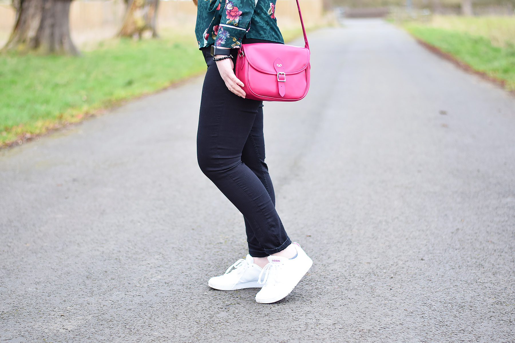Styling a bright pink bag 