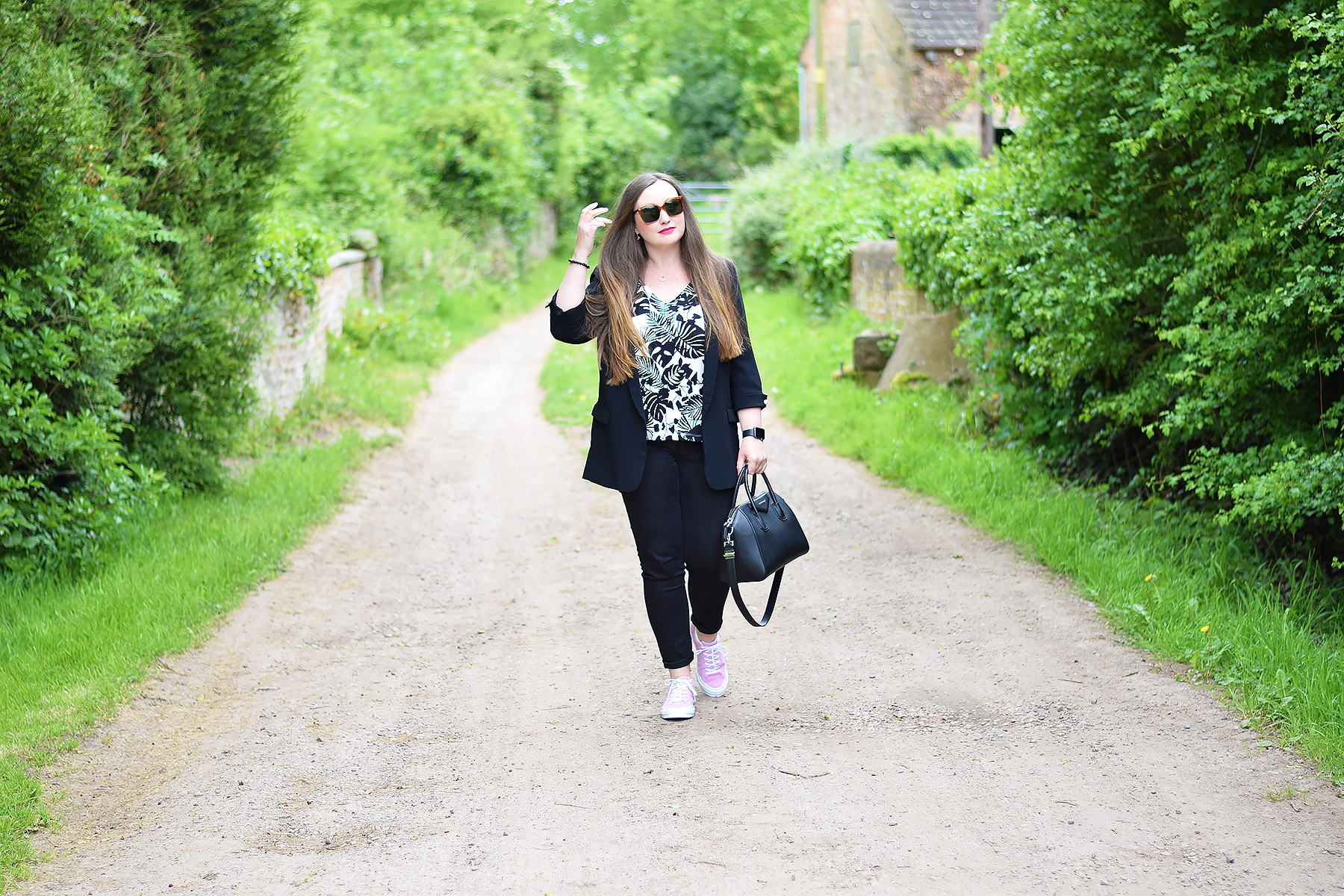 Outfits with pink converse hotsell