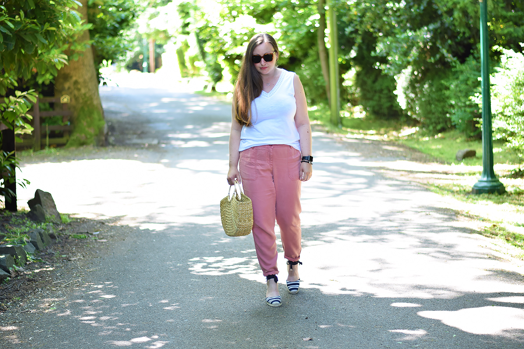 Zara basket bag with pink trousers and white top