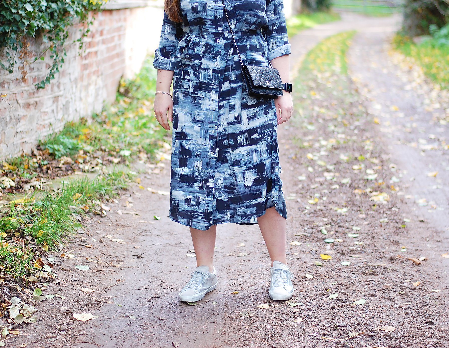 Gemma Jacquard Flower Blog Wearing Pazuki Midi Dress 