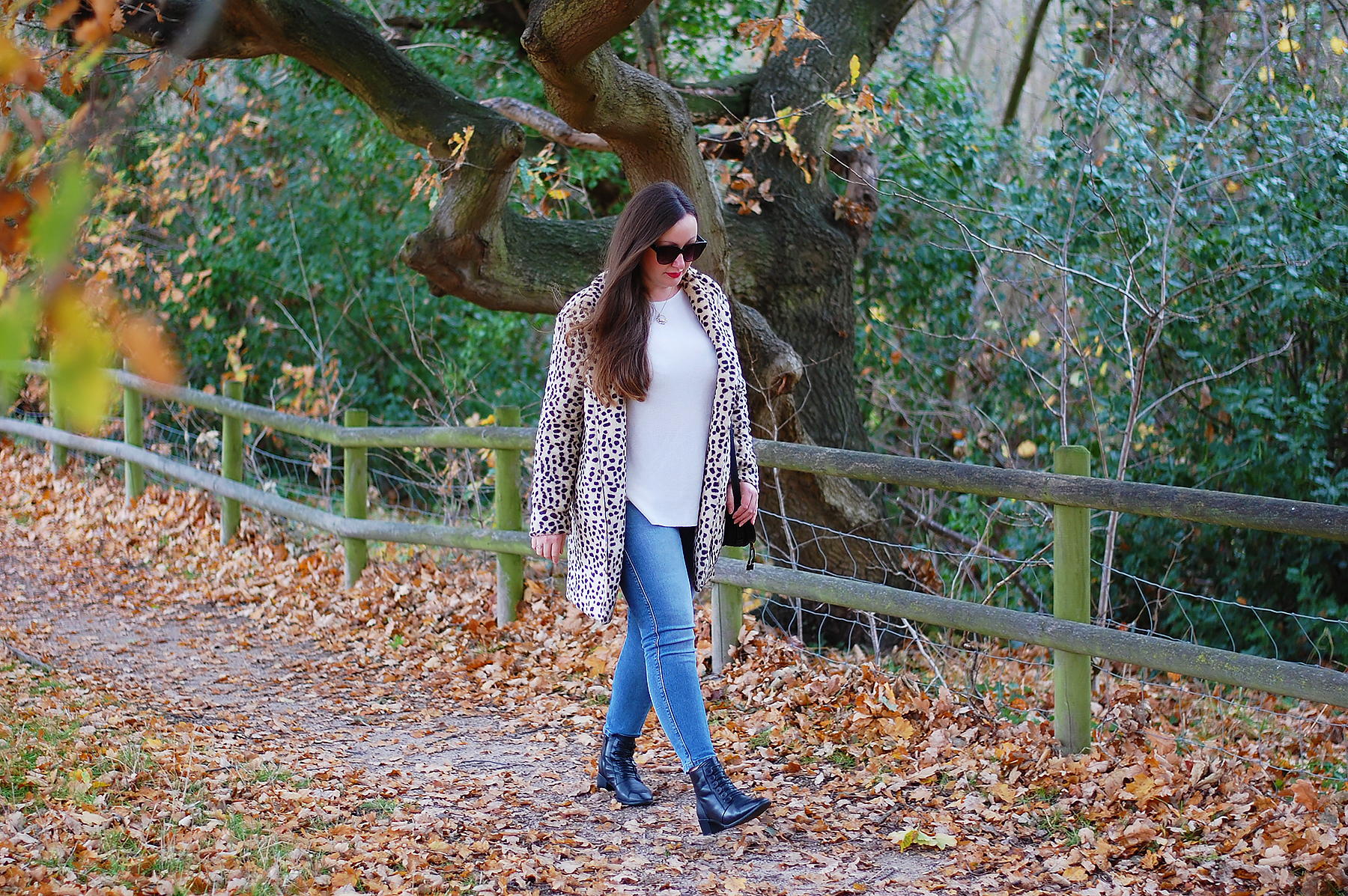 Winter CAPSULE WARDROBE OUTFITS ROUNDUP
