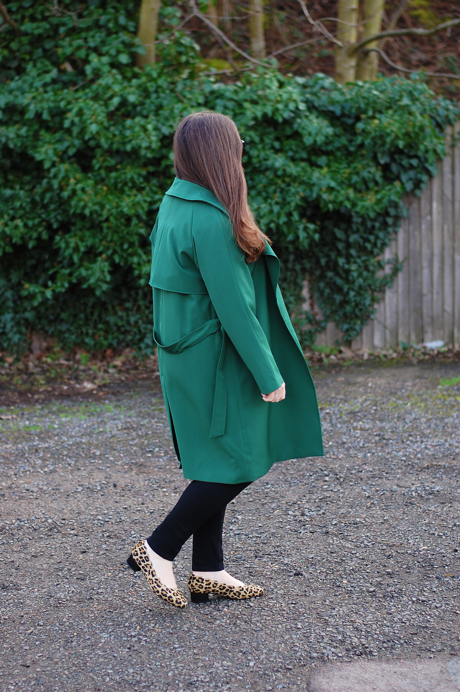 Klass Green Trench Coat Outfit