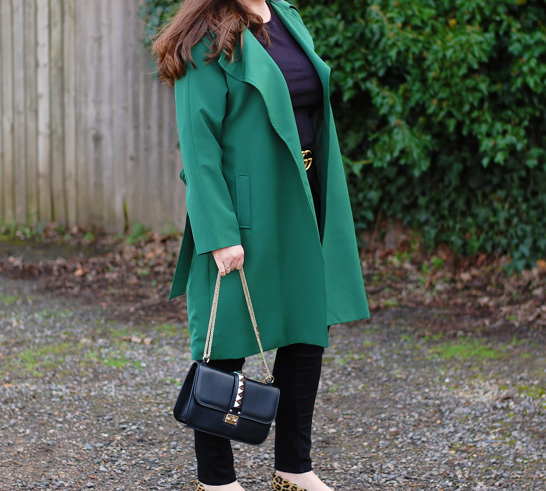 Green And Black Outfit Ideas