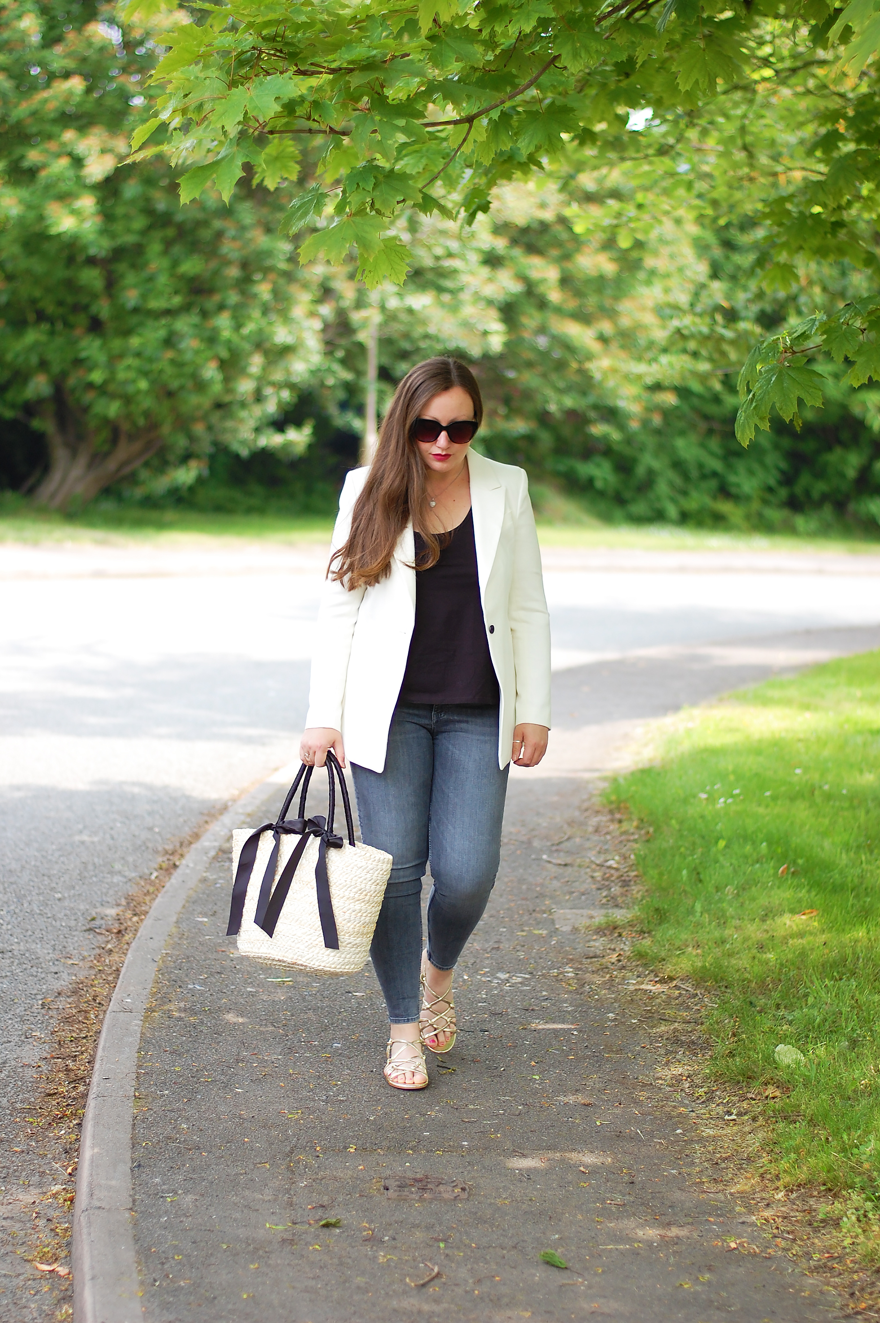 Black and white blazer Outfit