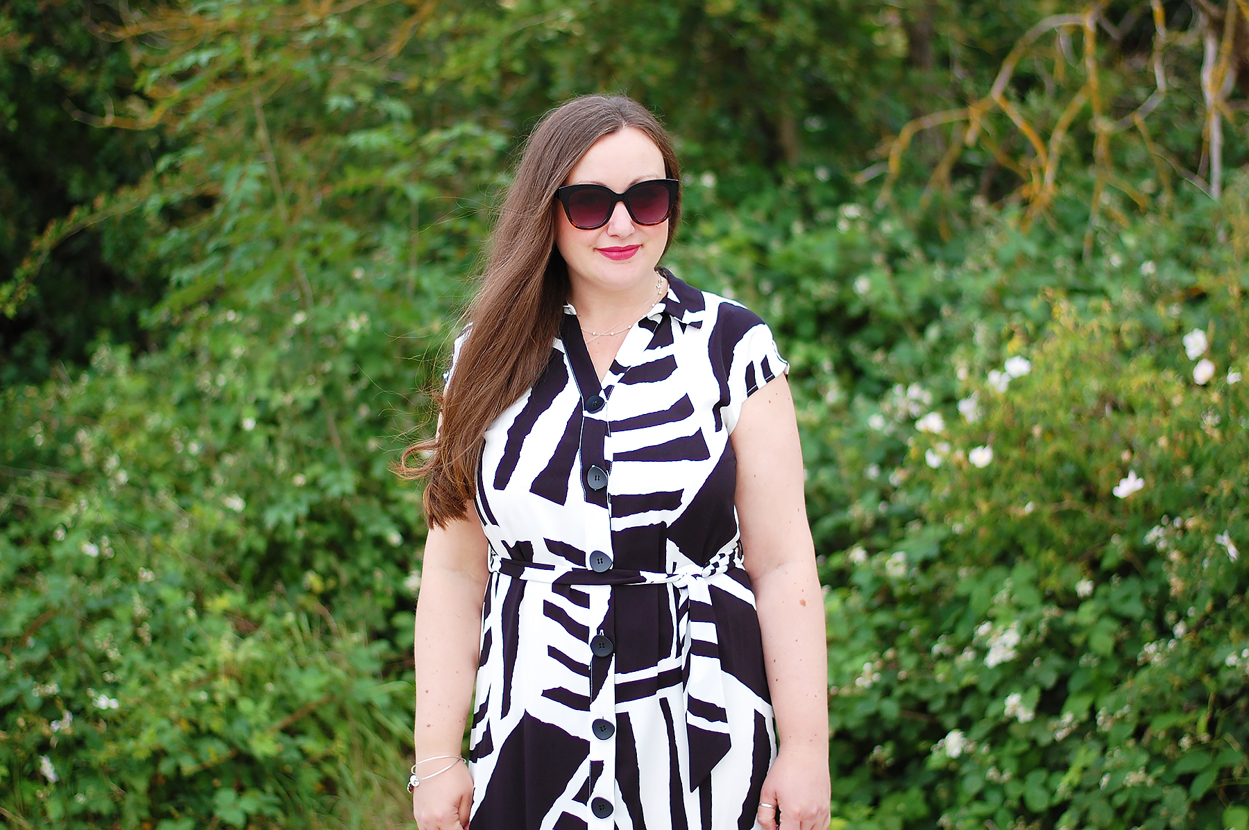Black And White Shirt Dress Outfit
