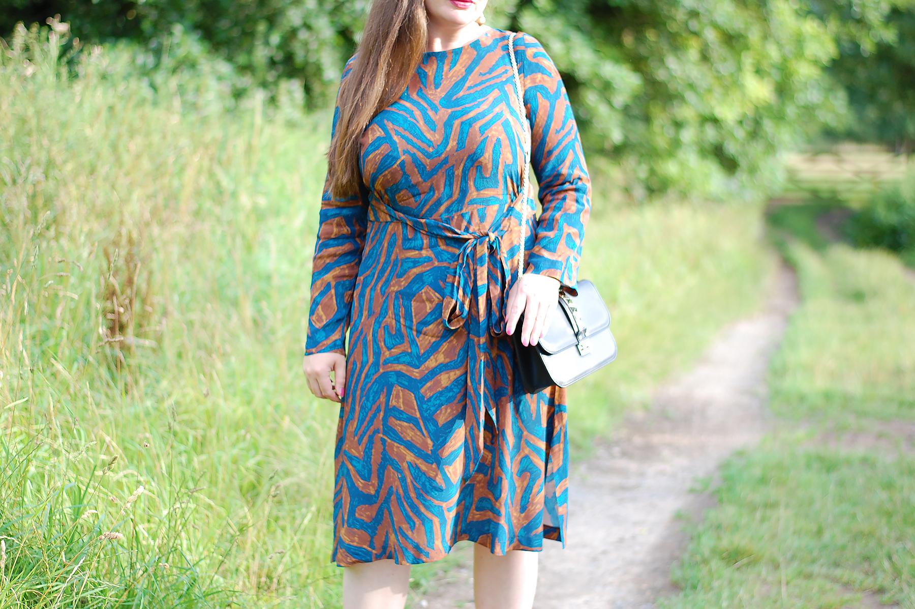 Closet London Blue Tiger Print A Line Midi Dress Outfit