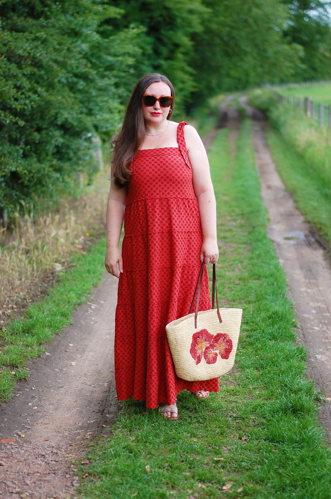 Red Maxi Dress and Basket Tote Bag Outfit – JacquardFlower