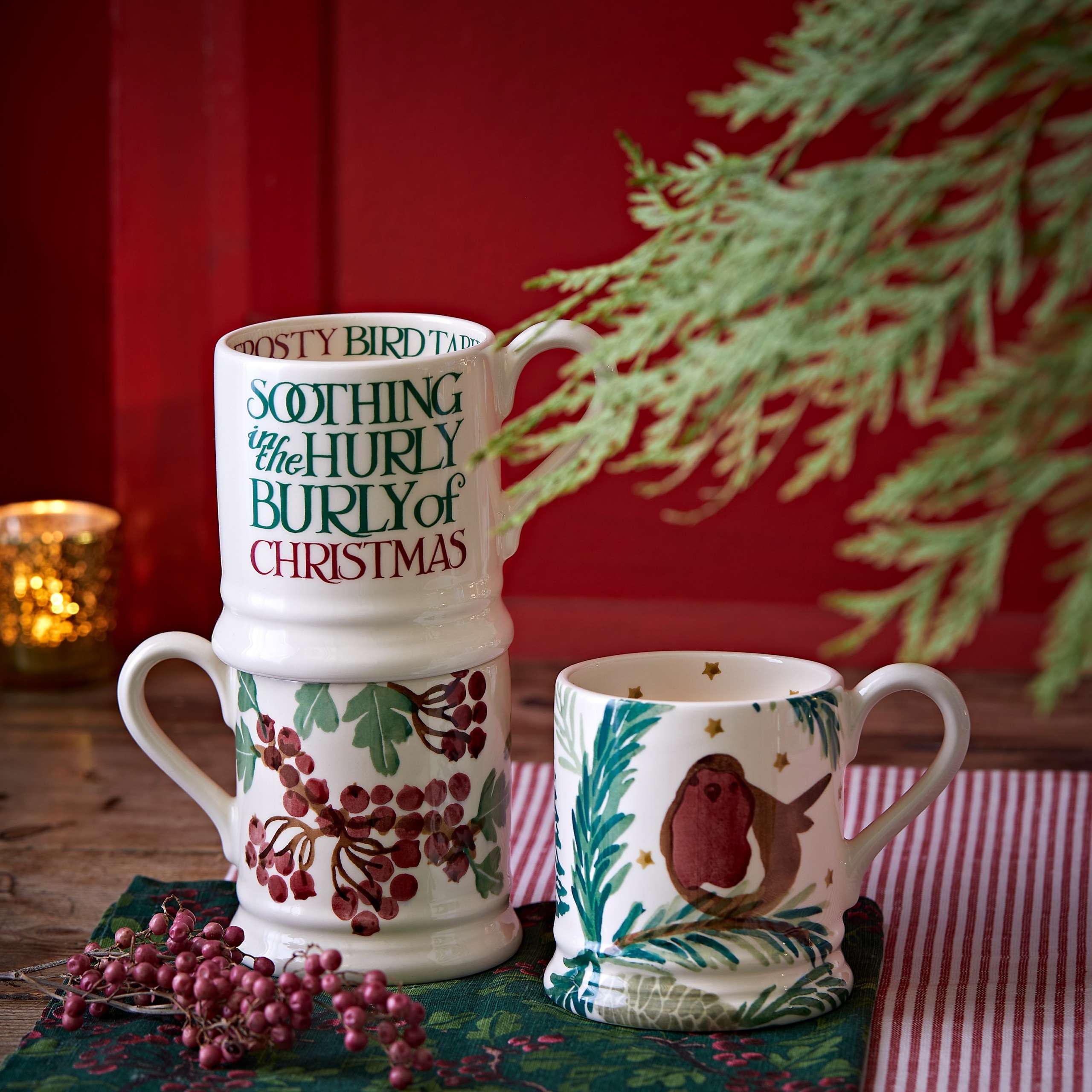 EMMA BRIDGEWATER CHRISTMAS MUGS - Christmas collection Spruce Mug With Robin and berries