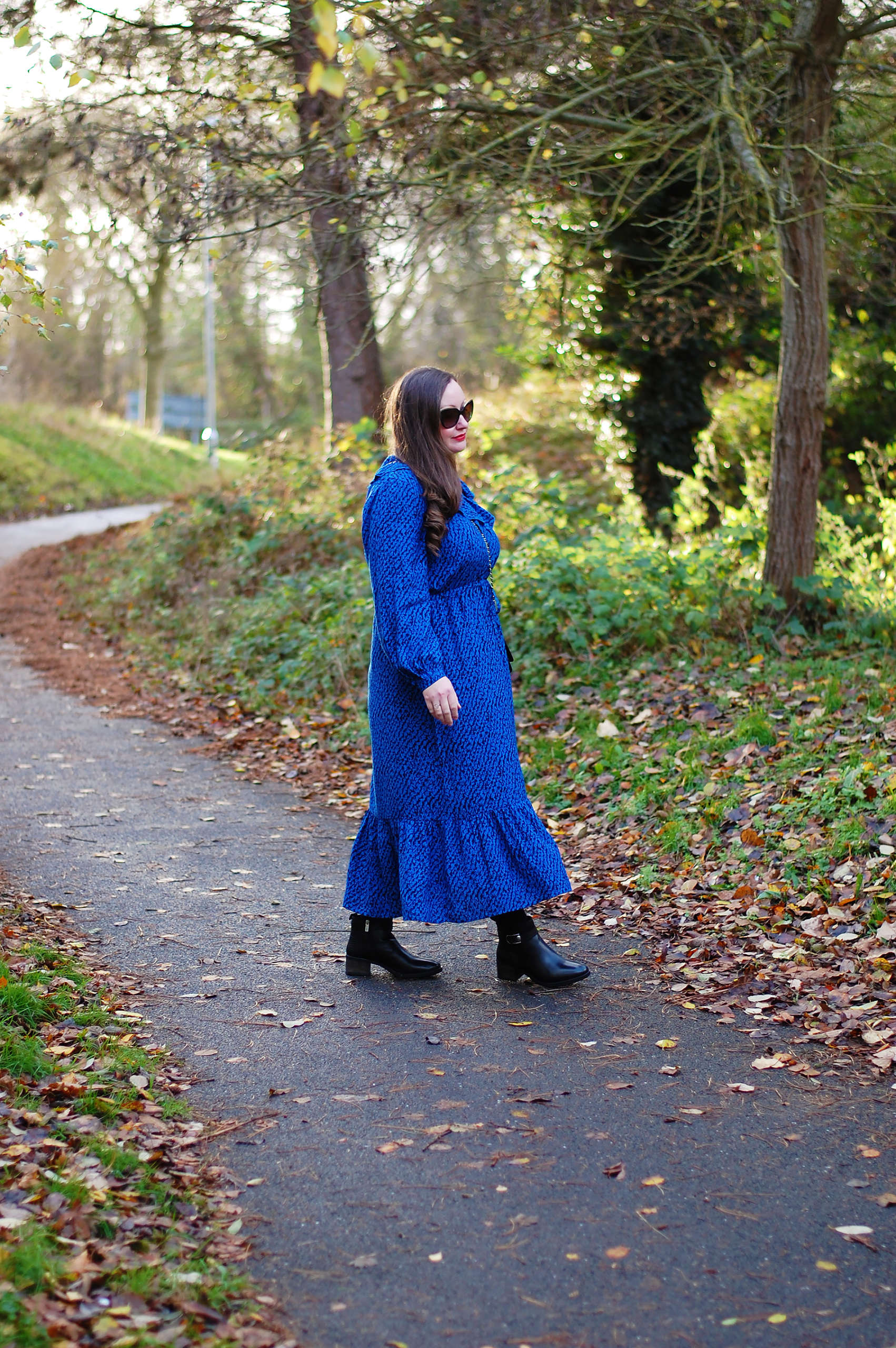 maxi dress and ankle boots outfit ideas