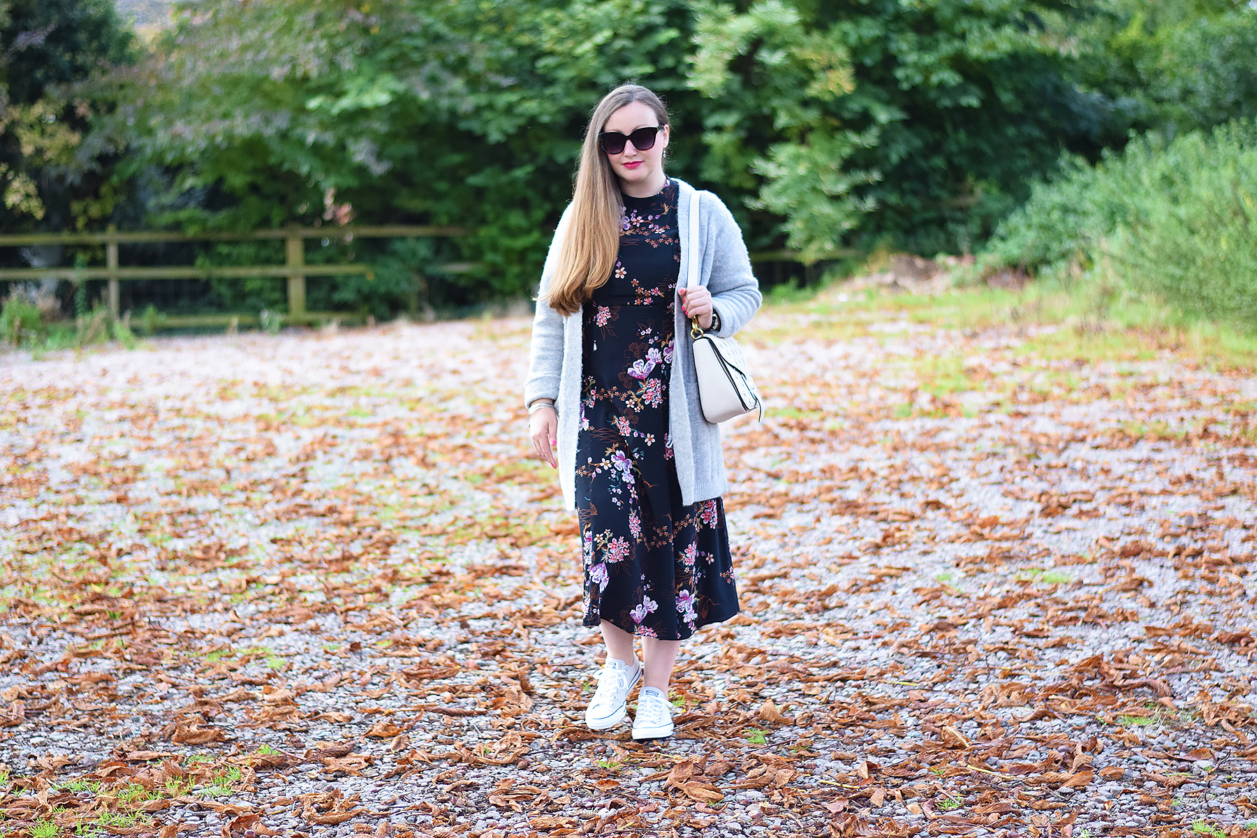 Autumn floral dress outfit ideas