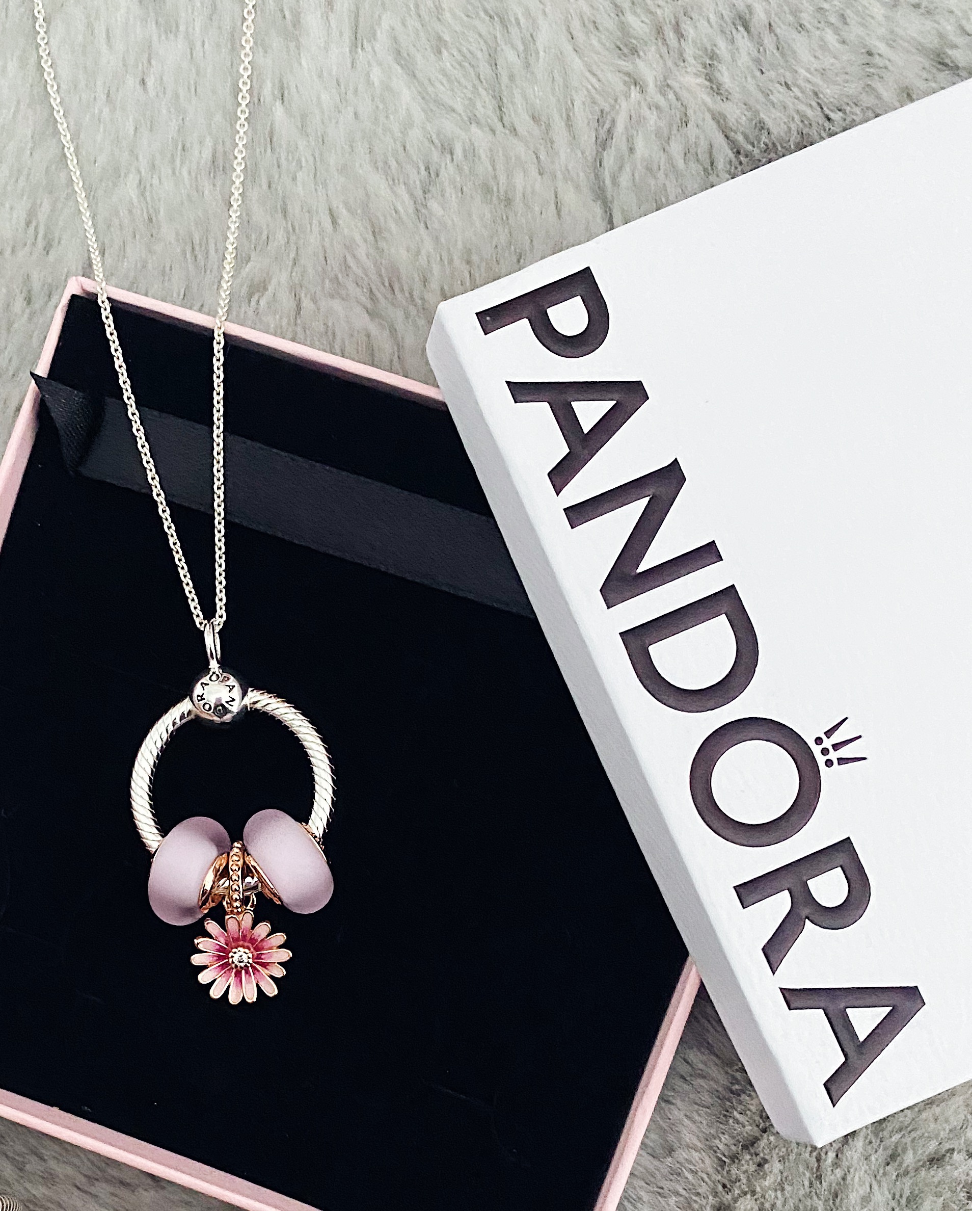 Pandora O Pendant Silver With Rose Charms