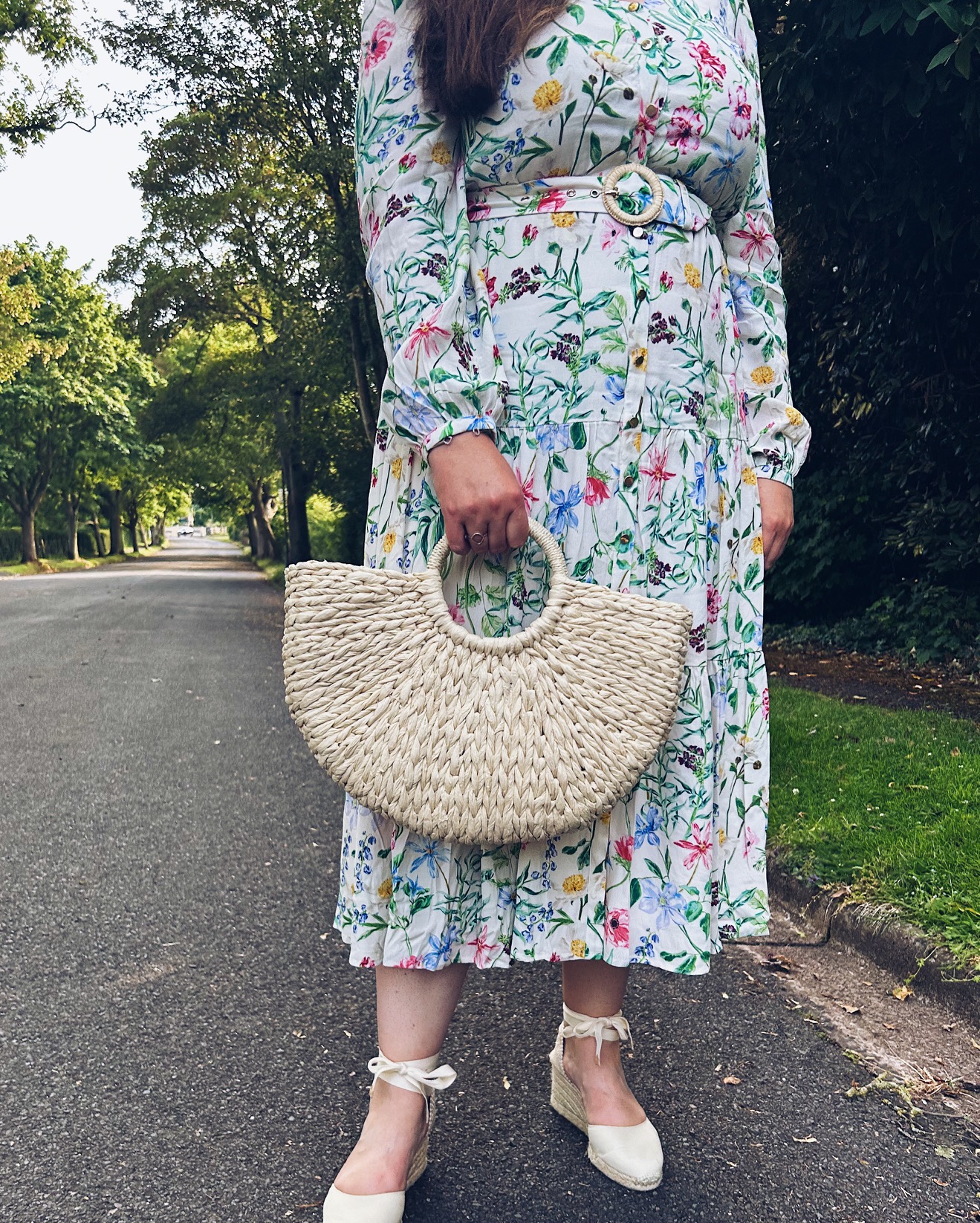 Phase Eight Straw Tote Bag outfit