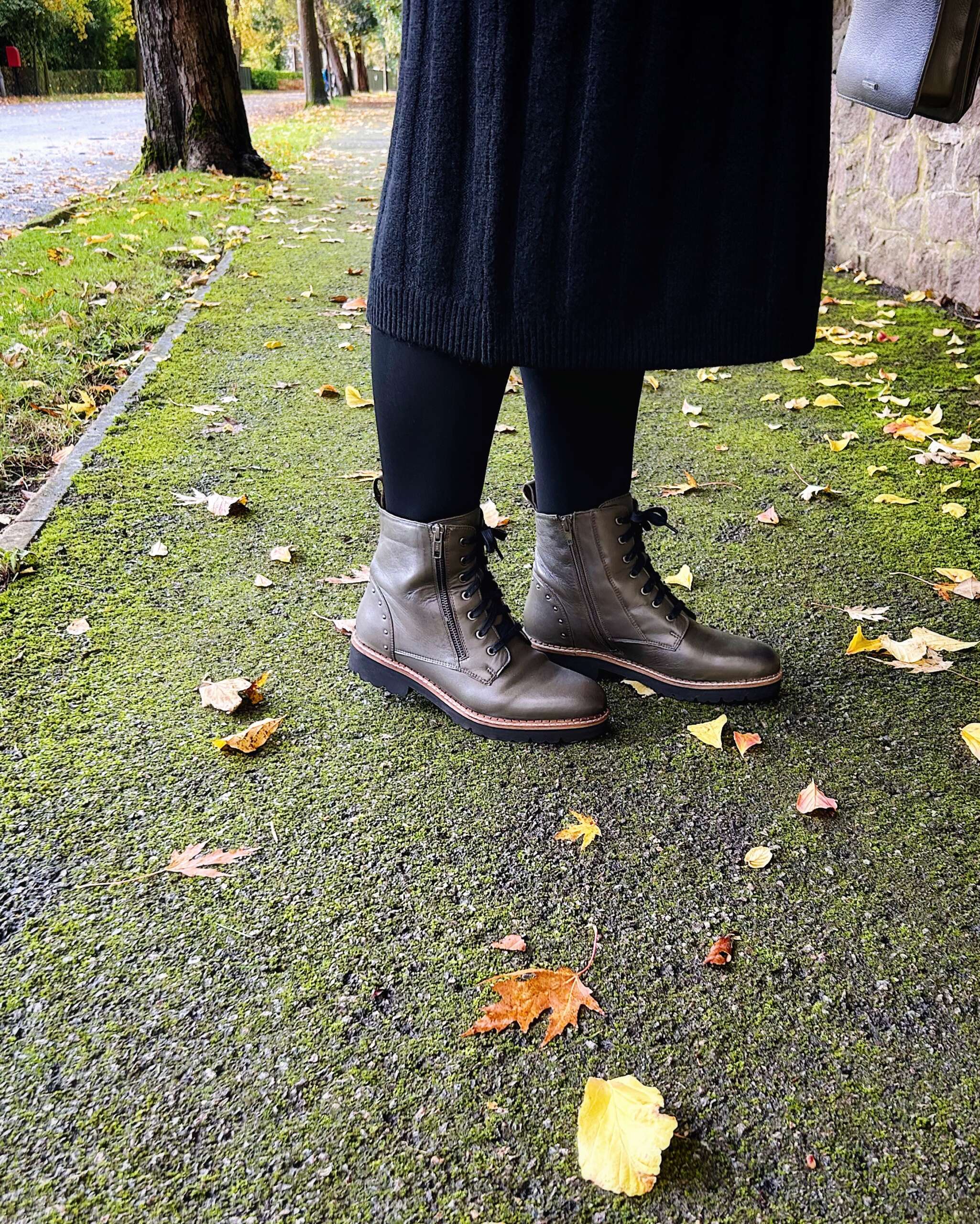 Lotus Braxton Khaki Green Leather Ankle Boots