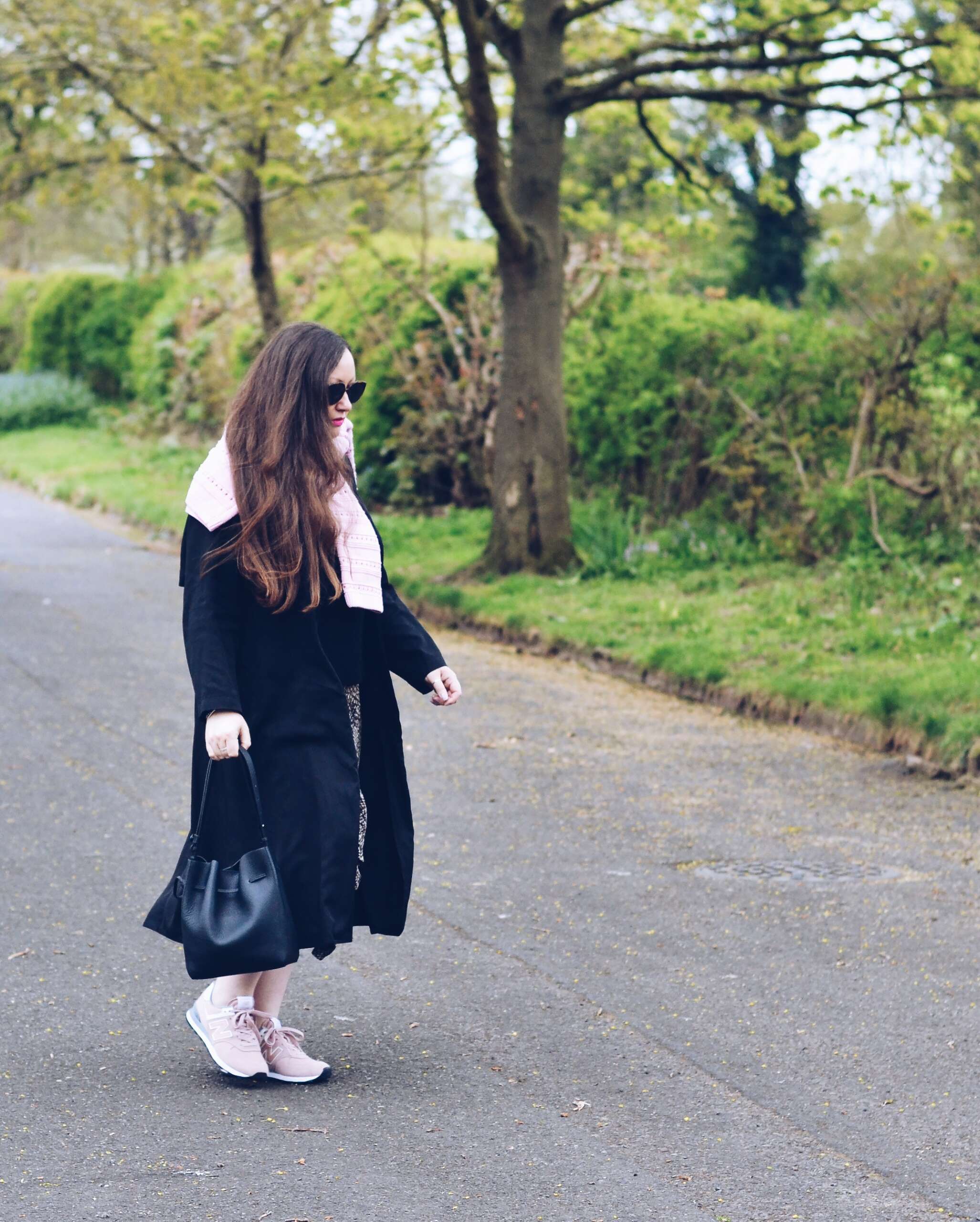 Womens Outfit Ideas with Classic New Balance 574